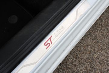 Voertuigafbeelding 33