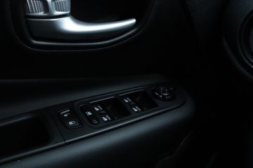 Voertuigafbeelding 30