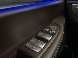 Voertuigafbeelding 68