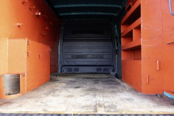 Voertuigafbeelding 9