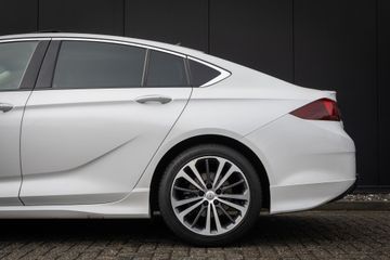 Voertuigafbeelding 5