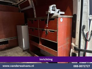 Voertuigafbeelding 9