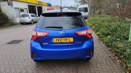 Voertuigafbeelding 6