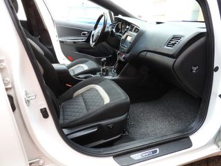 Voertuigafbeelding 40