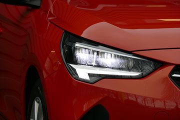 Voertuigafbeelding 9