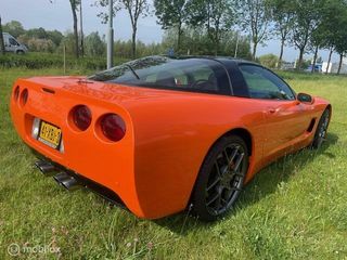 Voertuigafbeelding 8