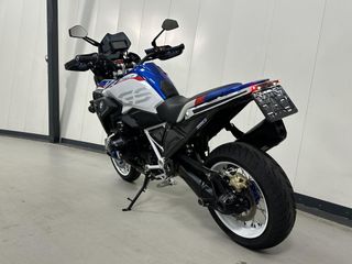 Voertuigafbeelding 9