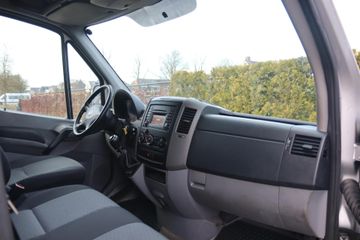 Voertuigafbeelding 8