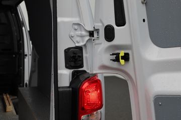 Voertuigafbeelding 35