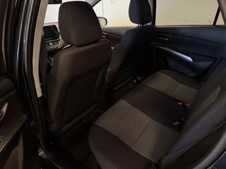 Voertuigafbeelding 12