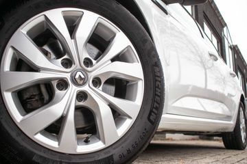 Voertuigafbeelding 12