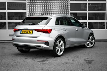 Voertuigafbeelding 1