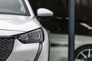 Voertuigafbeelding 3