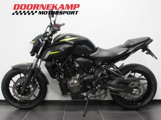 Voertuigafbeelding 3