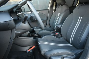 Voertuigafbeelding 6