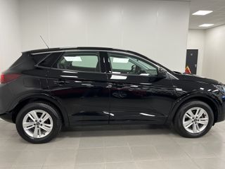 Voertuigafbeelding 28