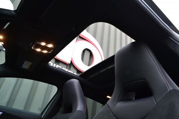 Voertuigafbeelding 8