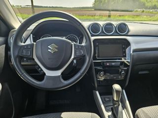 Voertuigafbeelding 6