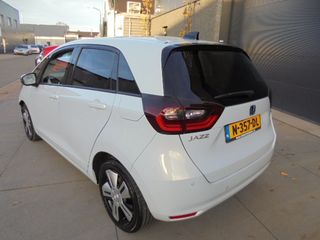 Voertuigafbeelding 4