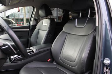 Voertuigafbeelding 9