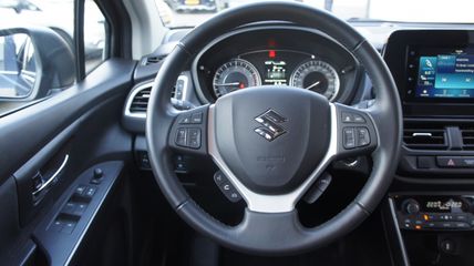 Voertuigafbeelding 8