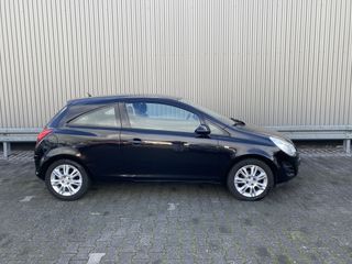 Voertuigafbeelding 8