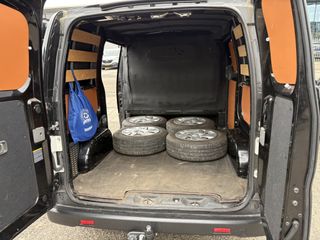 Voertuigafbeelding 16