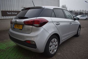 Voertuigafbeelding 6