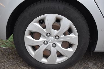 Voertuigafbeelding 9