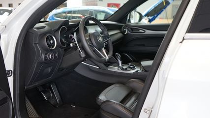 Voertuigafbeelding 18