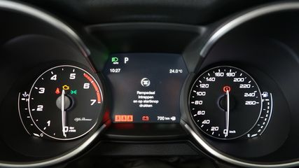 Voertuigafbeelding 19