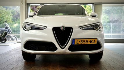 Voertuigafbeelding 2