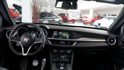 Voertuigafbeelding 5