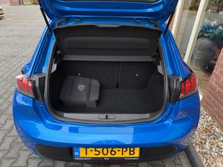 Voertuigafbeelding 5