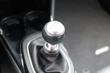 Voertuigafbeelding 8