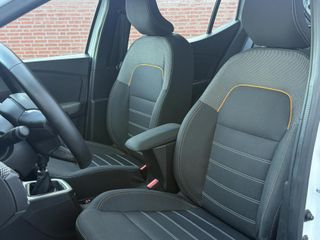 Voertuigafbeelding 25