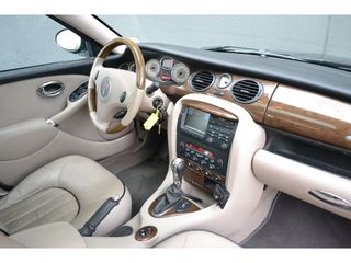 Voertuigafbeelding 2