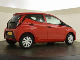 Voertuigafbeelding 6