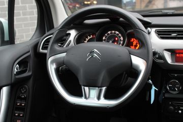 Voertuigafbeelding 11