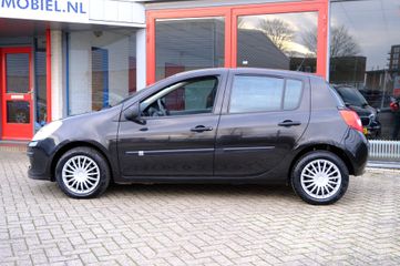 Voertuigafbeelding 18