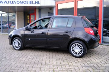 Voertuigafbeelding 19