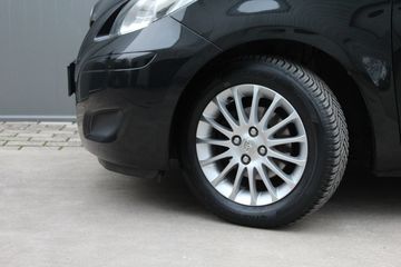 Voertuigafbeelding 8