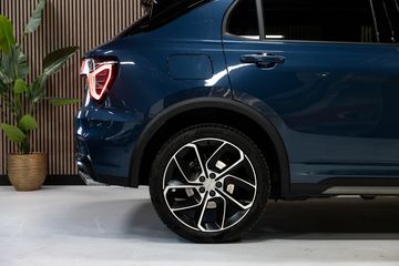 Voertuigafbeelding 14