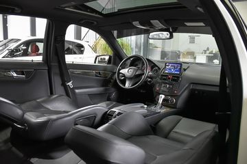 Voertuigafbeelding 8