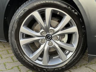 Voertuigafbeelding 6