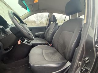 Voertuigafbeelding 9