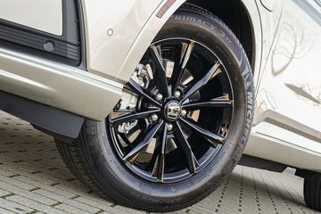 Voertuigafbeelding 11