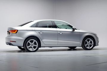 Voertuigafbeelding 30