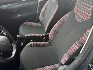 Voertuigafbeelding 6