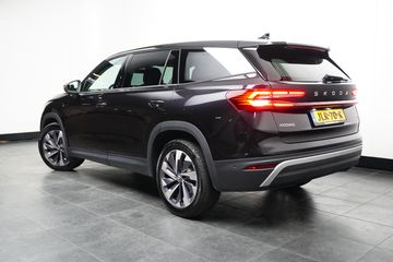 Voertuigafbeelding 4